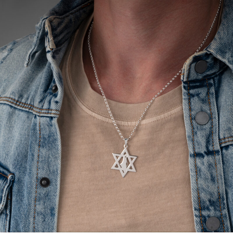 ⁦שרשרת מגן דוד עם מפת ארץ ישראל לגבר⁩ – תמונה ⁦2⁩