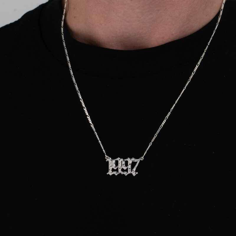 ⁦שרשרת שנת לידה מרוקעת לגבר⁩ – תמונה ⁦3⁩