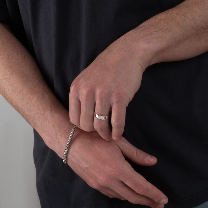 ⁦טבעת עם חריטה פנימית לגבר⁩ – תמונה ⁦4⁩